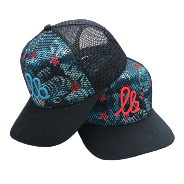 High Quality Mesh Trucker Hats with Embroidered Logo