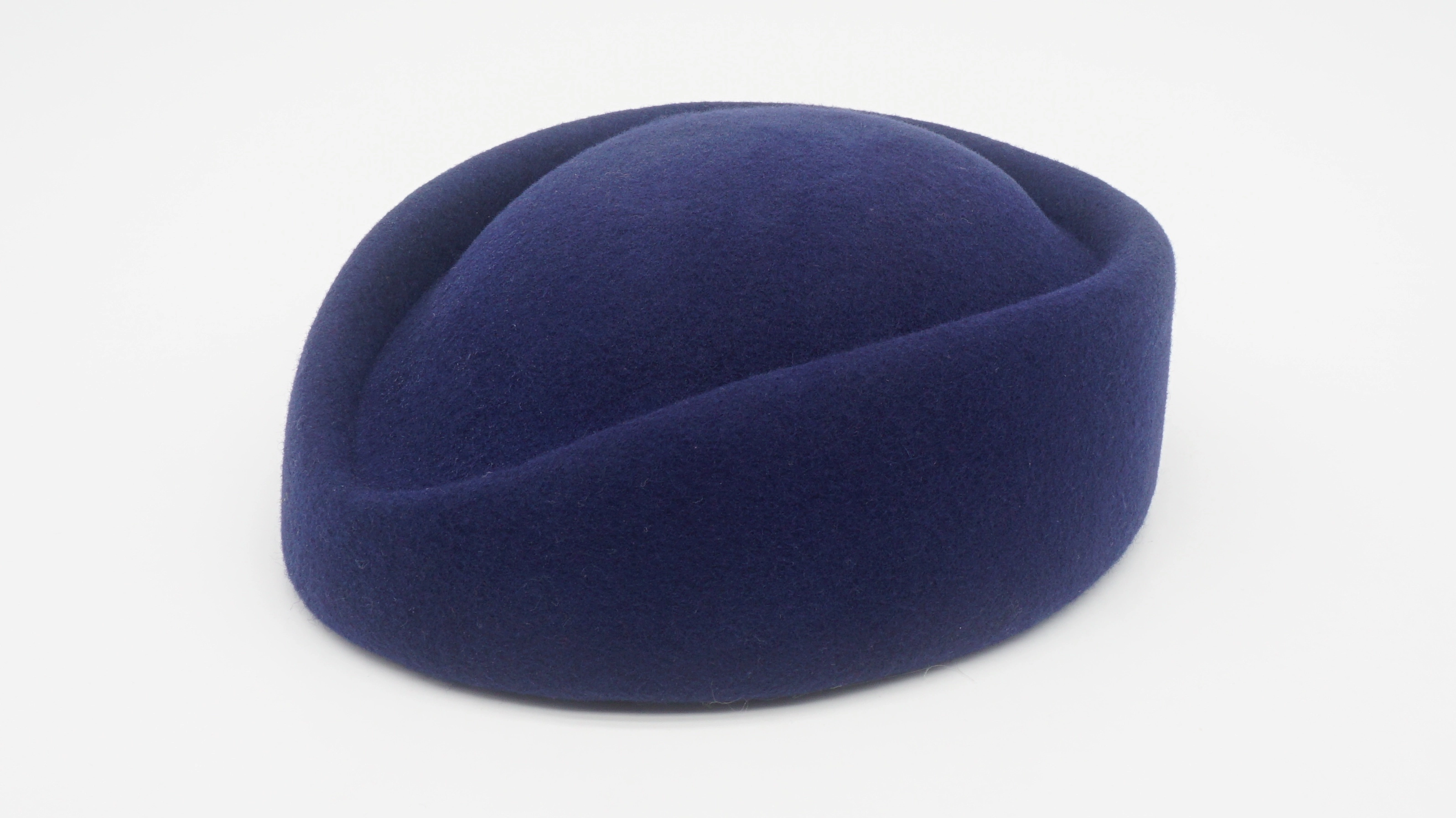 Airline Stewardess Hat: A Small Uniform Detail That Shapes A Professional Aviation Image