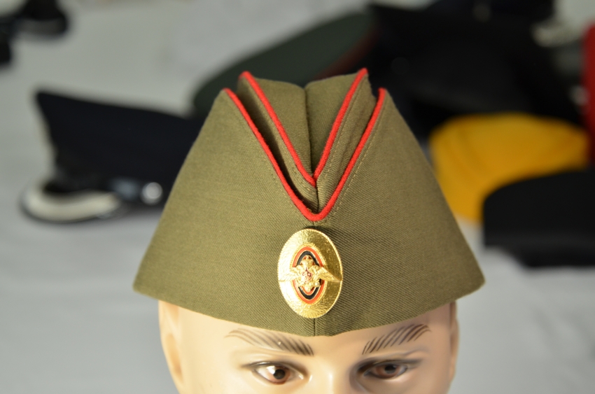 army garrison cap.jpg